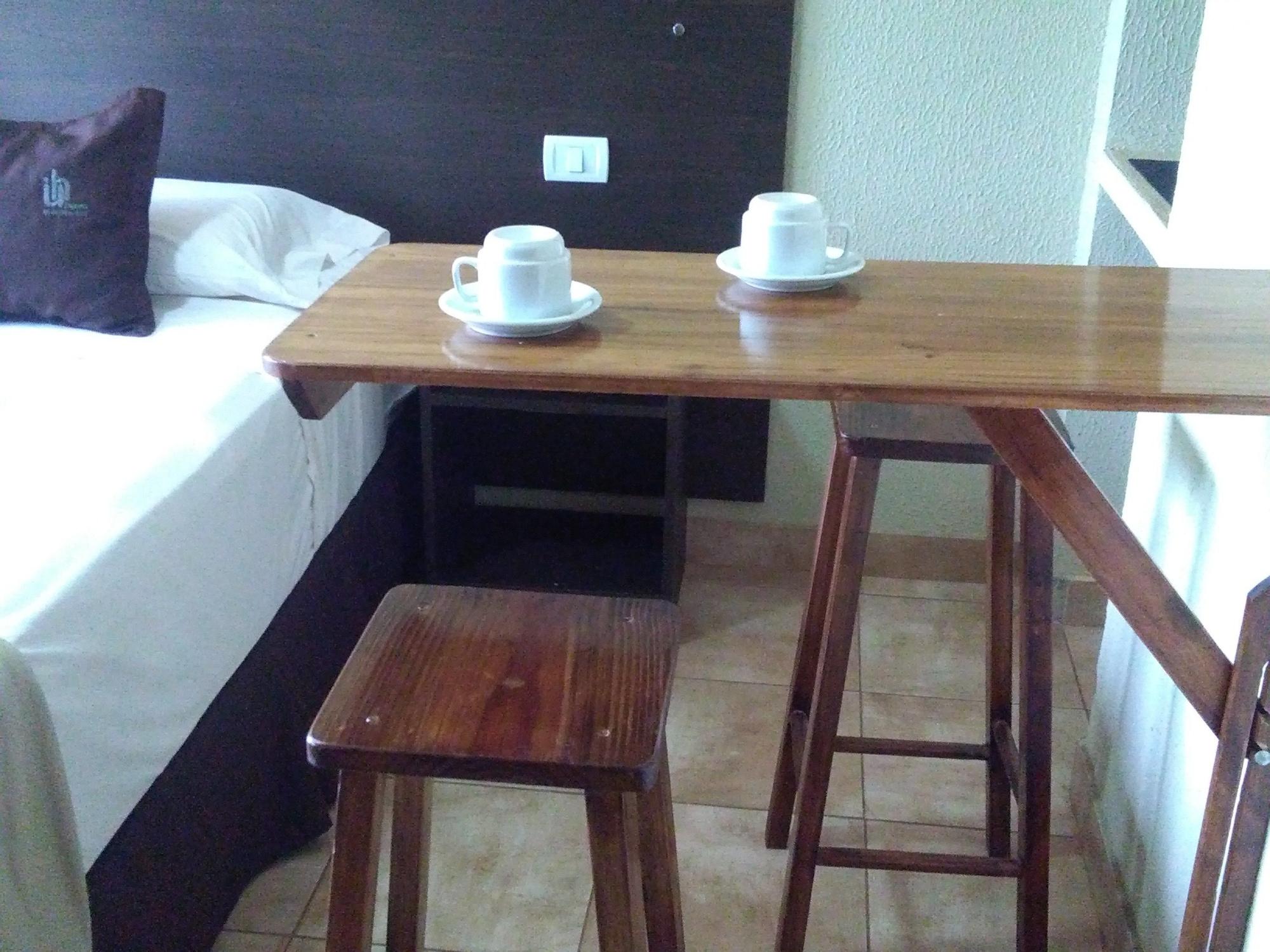 Iguazu Urban Hotel Express Puerto Iguazú Buitenkant foto