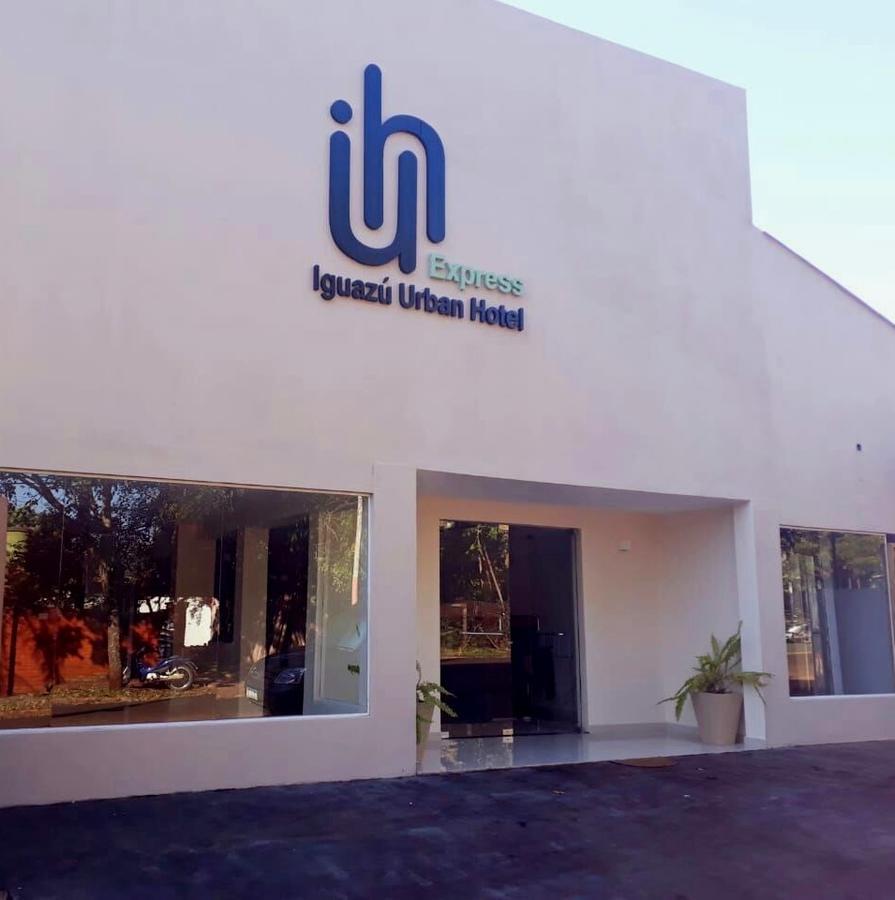 Iguazu Urban Hotel Express Puerto Iguazú Buitenkant foto